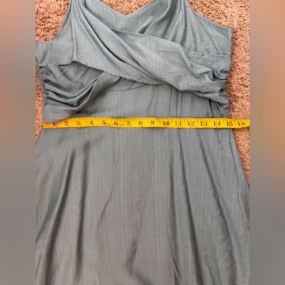 CUPSHE Ruffled Hem Faux Wrap Dress - Picture 9 of 14